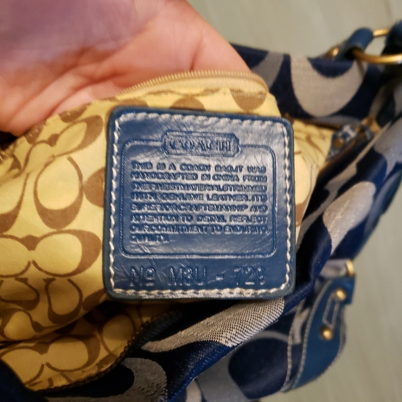 Coach handbag - Picture 2 of 3